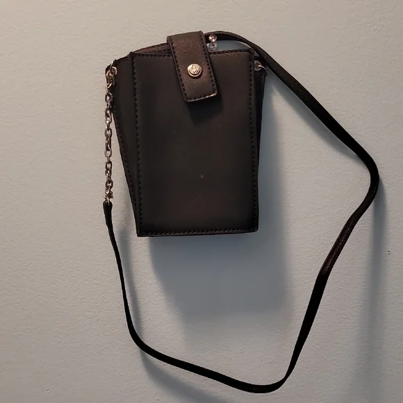 Nine West Black Crossbody Phone Pouch with Chain Strap - Picture 1 of 6